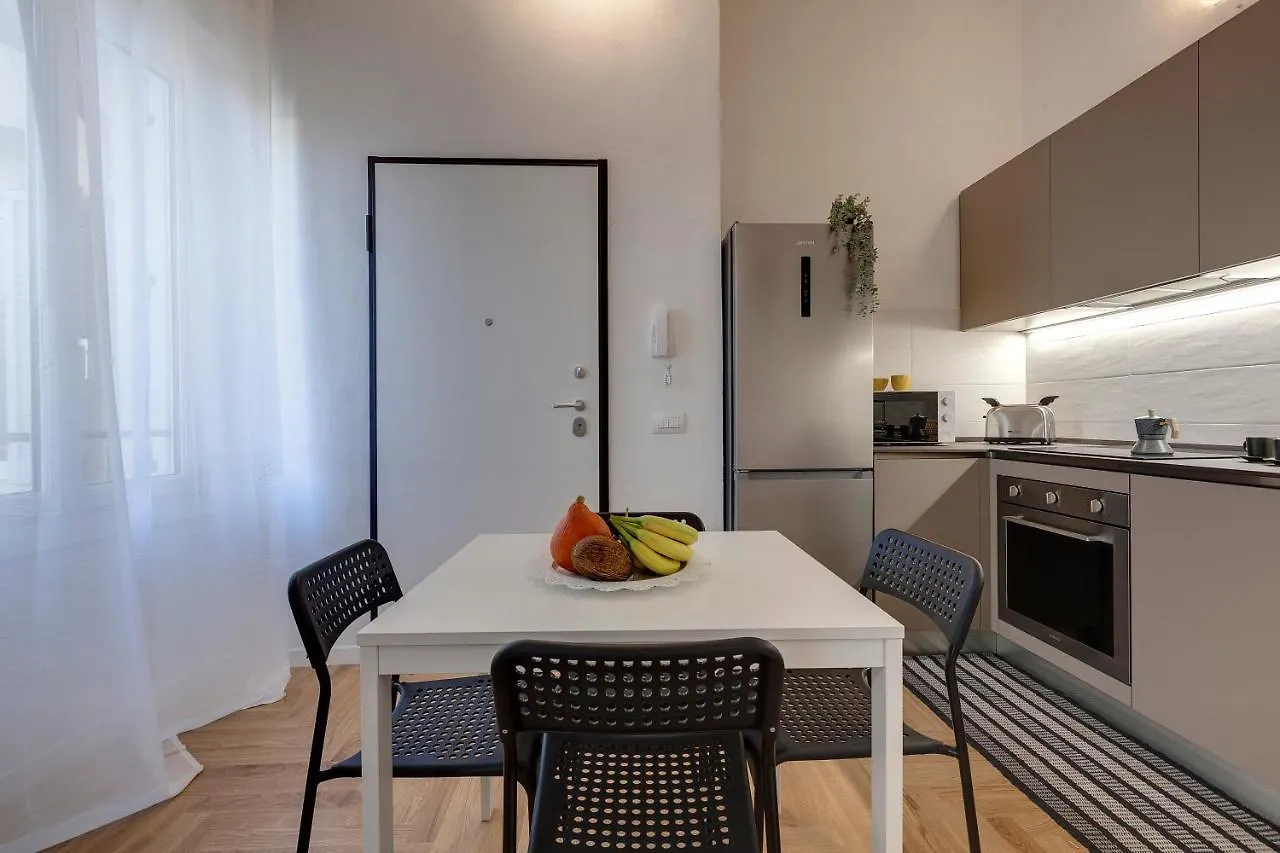 Guya Apartment By Mamo Florence 0*,